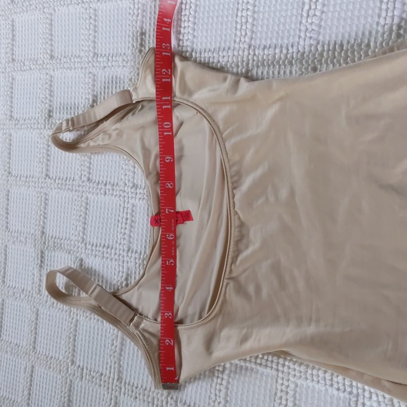 Spanx sculpting full slip - Picture 11 of 12